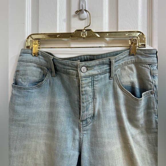 Anthropologie Pilcro Hyphen Distressed Frayed Hem Boyfriend Jeans - Picture 9 of 11